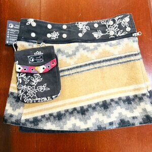 NWT Adjustable Reversible Detachable Snap Waist w/Bag Skirt by Zand Amsterdam